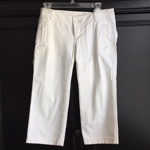 Abercrombie & Fitch Cream Capri Pants - Picture 2 of 4